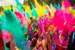   Праздник   красок   Холи  