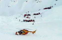 У французьких Піренеях на лижників зійшла лавина