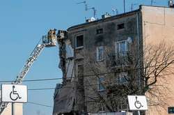 Зруйнований внаслідок вибуху будинок