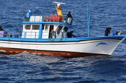 Біля Криту знайшли судно з тонною наркотиків