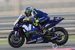 Легендарний гонщик вкотре розбив свій мотоцикл (відео)