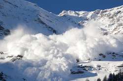 В українських Карпатах підвищена сніголавинна небезпека