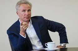 60 тыс. евро на шампанское: опубликовано видео роскошной вечеринки с советником Порошенко