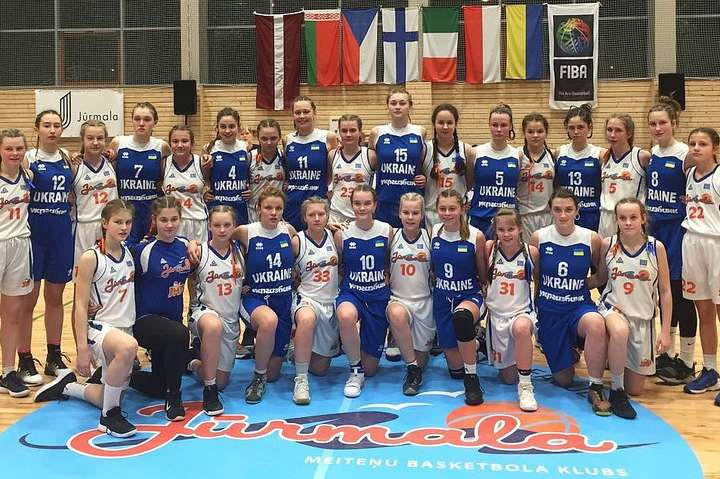 Дівоча збірна України зайняла друге місце у європейській юнацькій баскетбольній лізі