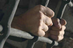 Чоловік, який за 10 років обчистив київські банки на 2 млн грн, загримів до тюрми