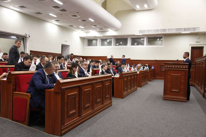 Київрада обмежить доступ до пленарних засідань