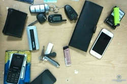 На Оболоні іноземці обікрали квартиру і викрали автівку киянина