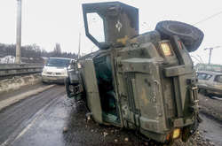 ДТП сталася біля станції метро «Нивки»