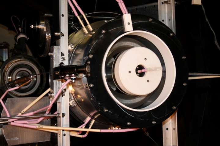 Європейські науковці випробували йонний двигун для космічних апаратів