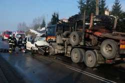 МЗС підтвердило загибель двох українців у ДТП в Польщі