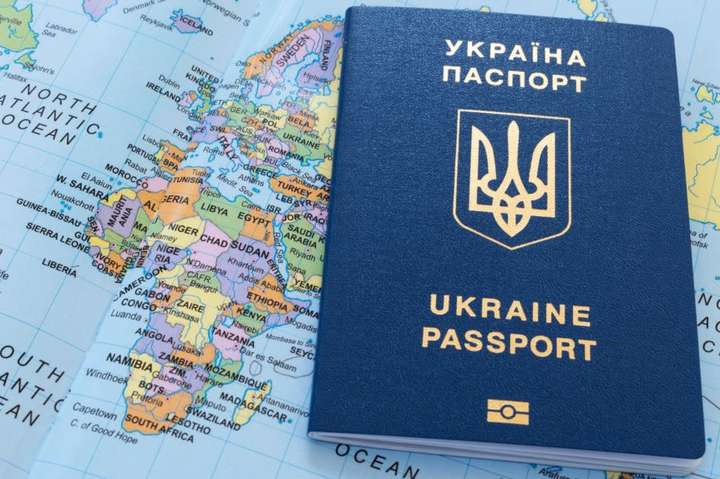 Український паспорт покращив позиції в рейтингу найбажаніших у світі