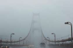 Столичних водіїв попереджають: у неділю на дорогах видимість до 500 м