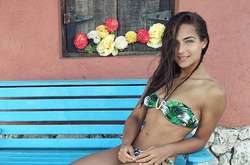 Модель со способностями полицейского. Эффектные фото красавицы из Нидерландов