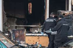 Поліцейські на місці пожежі