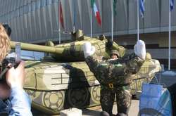 Продаж російської зброї у світі падає - SIPRI