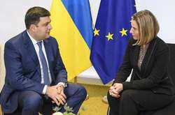 Гройсман провів зустріч з Могеріні у Києві