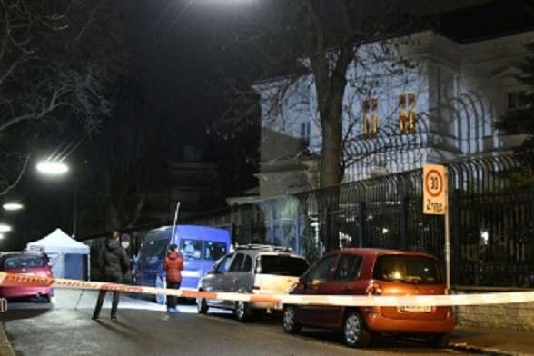 Невідомий у Відні напав з ножем на військового біля резиденції посла Ірану
