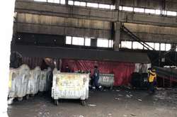 В одному зі сміттєвих контейнерів було знайдено тіло дитинки