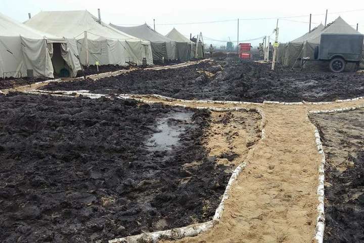 Трагедія в Широкому Лані: Міноборони обіцяє збудувати стаціонарний табір