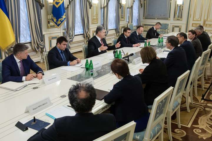 Посли країн G7 та ЄС: Санкції проти РФ діятимуть, допоки Кремль не змінить свою агресивну політику