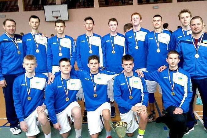 Юнацька збірна України відмовилася їхати на баскетбольний турнір до Росії