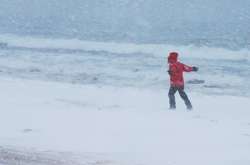 Синоптики попереджають про сильні снігопади в Україні 