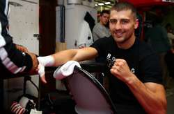 Гвоздик провів відкрите тренування перед титульним боєм (фото)