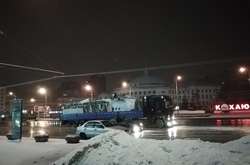 Перевезення літака вулицями Києва