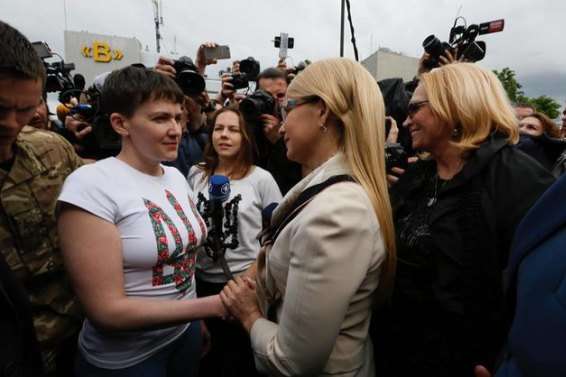 Політтехнолог Банкової нагадав усім, хто привів Савченко у політику
