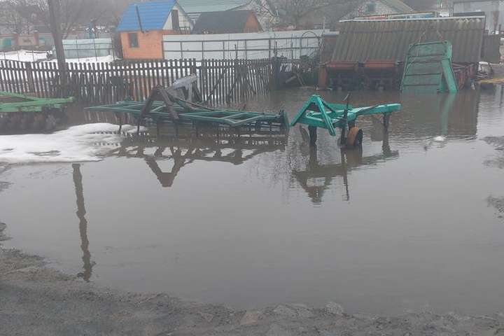 На Полтавщині затопило село. Фоторепортаж з Великого Кобелячка