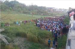 В Індії пасажирський автобус упав з мосту: загинули 14 людей