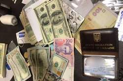 В Одесі чиновник організував злочинні «схеми» легалізації іноземців