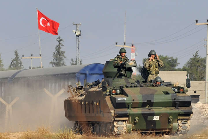 Турецькі сили ввійшли в сирійський Афрін, йде бій – спостерігачі