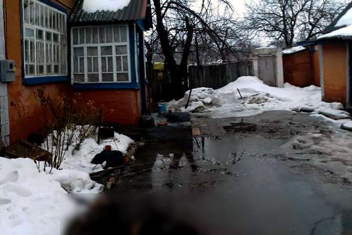 На Харківщині чоловік вбив стареньку через її пенсію
