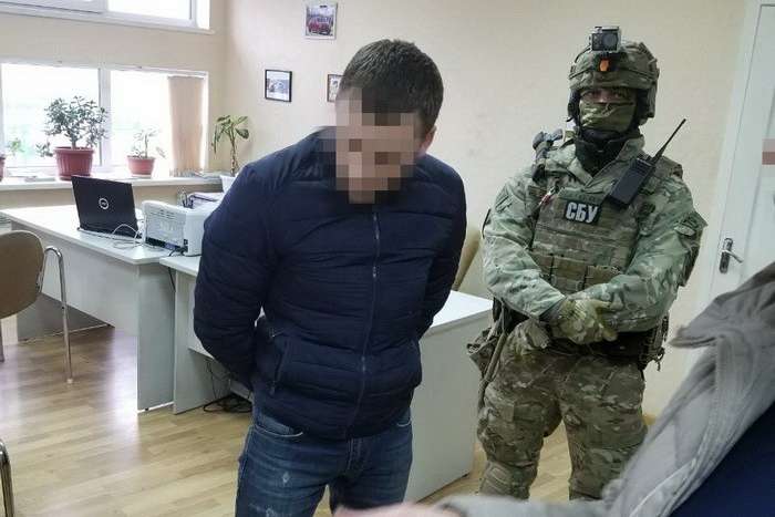 СБУ задержала взяточника из Днепропетровской таможни