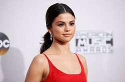 Селена Гомес