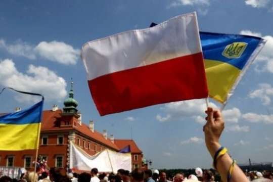 Кількість українців із дозволами на проживання в Польщі перевищила 150 тисяч