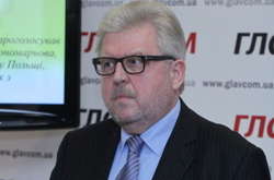 Володимир Хандогій, Надзвичайний і Повноважний Посол України