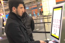 Київська поліція вдруге за півроку видворила з України «Професора»