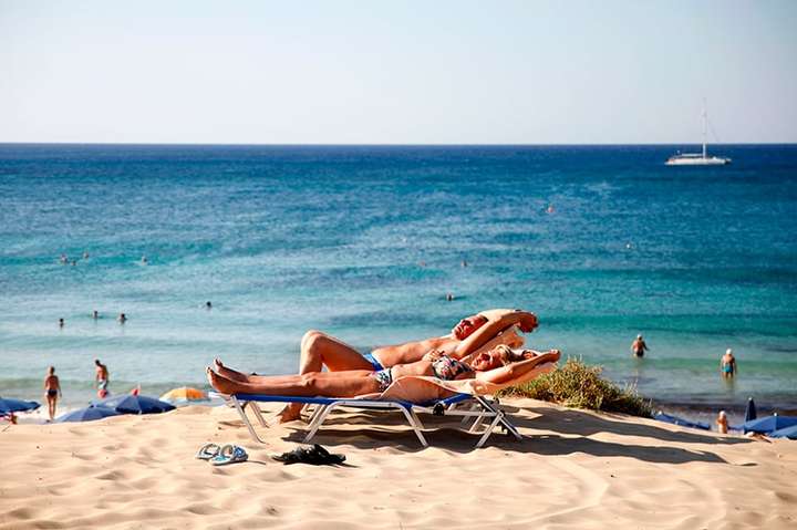 Кіпрська Айя-Напа оголосила війну п'яним туристам