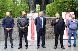  Володимир Некляєв, В’ячеслав Сівчик, Микола Статкевич, архівне фото 