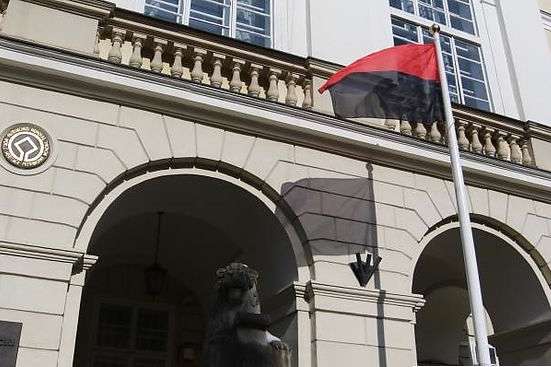 У Львові влаштують акцію з вимогою офіційно визнати червоно-чорний прапор