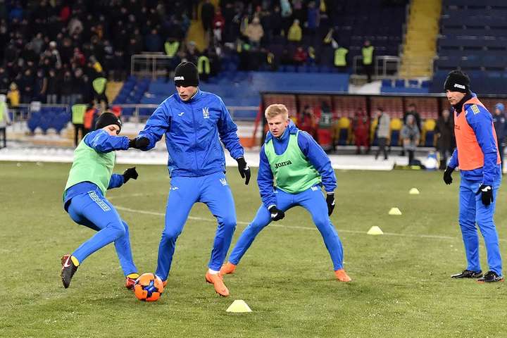Збірна України провела в Іспанії останнє тренування перед матчем з Саудівською Аравією