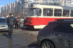 ДТП на перехресті вулиць Драйзера і Закревського