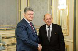 Петро Порошенко та Жан-Ів Ле Дріан