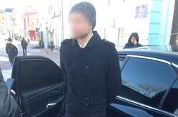 В Киеве поймали мошенника с поддельными долларами 