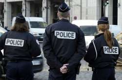 Озброєний чоловік захопив заручників у французькому супермаркеті