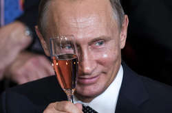 Путін святкує чергове переобрання