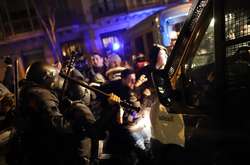 У Барселоні почалися протести та сутички через арешти каталонських політиків