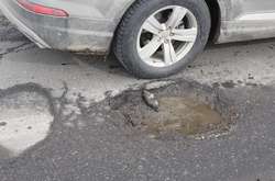 Як виглядає Центральний міст у Вінниці після зими (фото)